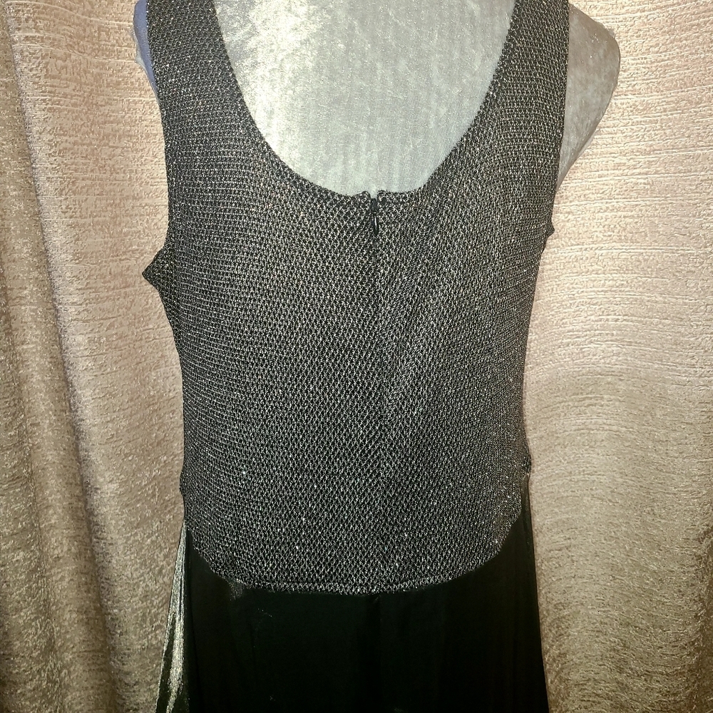 Cachet Silver Mesh And Satin Maxi 2pc  Dress - Picture 8 of 12